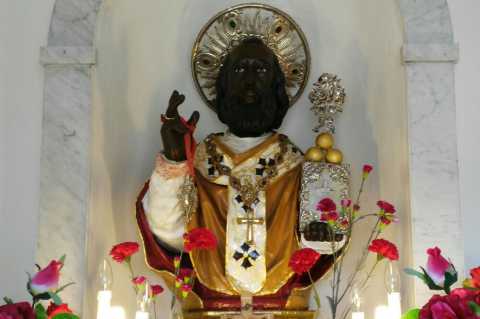La leggendaria statua di "San Nicola nero": cos particolare, ma dimenticata dai baresi